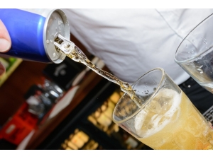 "Enerji İçeceklerindeki Taurin, Kafein İle Birleştiğinde Kansere Sebep Olabilir"