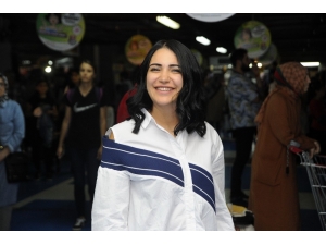 Fırsat Garajı Tuğçe Kandemir Konseriyle Başladı