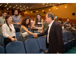 Seçer: "Eğitimde Fırsat Eşitliği Oluşturacağız"