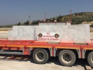 Zeytin Dalı Gümrük Kapısı’nda 33 Bin Paket Kaçak Sigara Ele Geçirildi