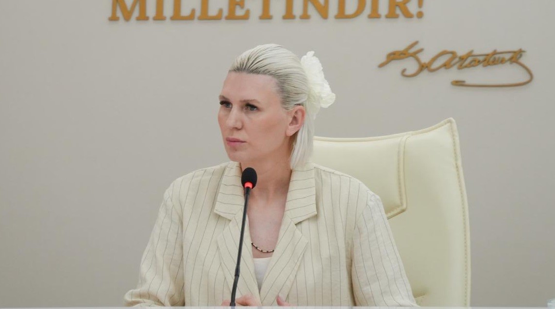 bilecik-belediyesinden-dolmus-esnafina-65-yas-ustu-ile-engelli-vatandas-destegi