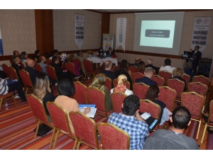 Jinekologlar ‘Yaşasın Anneler’ Sloganıyla Ordu’da Buluştu