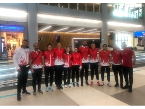 Büyük Kadınlar Boks Milli Takımı, Rusya’ya Gitti