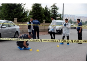 Cinayet Zanlısı Hem Hastaneye Götürmüş, Hem De Yolda Bir El Daha Sıkmış