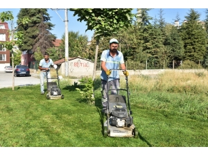 Tepebaşı’nın Parklarında Çalışmalar Sürüyor