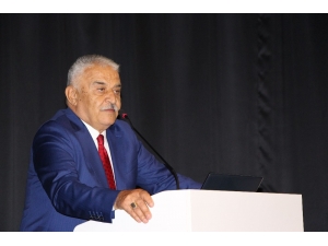 Avrasya Üniversitesi’nde Yeni Akademik Yıl Törenle Başladı