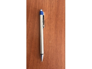 Mardin’de Terör Örgütü Pkk Mensuplarına Yönelik Düzenlenen Operasyonda, Bir Sığınak İçerisinde Yapılan Aramada 8 Adet Kalem Şeklinde Kimyasal Fünye Ele Geçirildi.