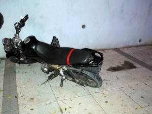 Motosikletli Otomobile Arkadan Çarptı