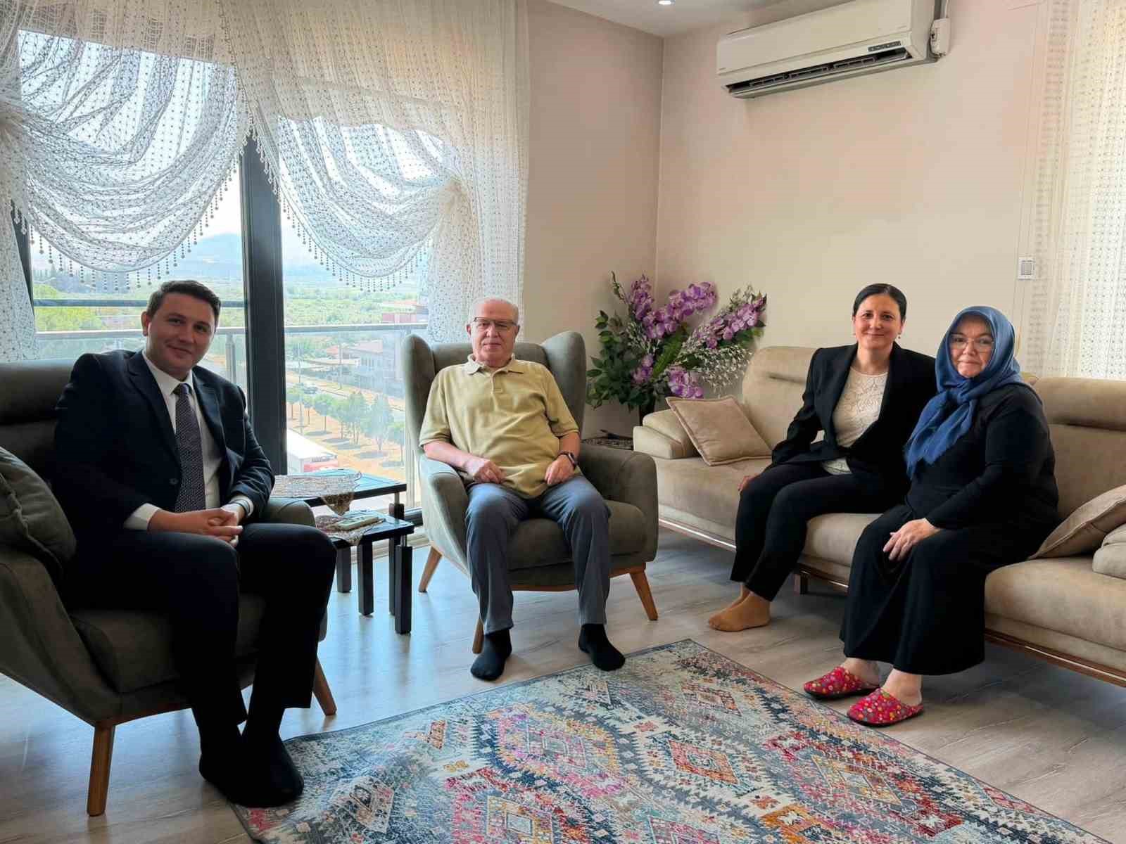 buharkent-kaymakami-haydaroglu-ndan-sehit-aileleri-ve-gazilere-ziyaret