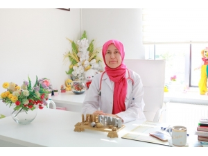 Uzmanlar Uyardı: “2,5 Yaşına Kadar Emzirin”