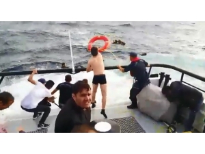 Kahraman Türk Askerleri Mültecileri Böyle Kurtardı