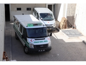 Eski Eşini Öldürmeye Gittiği İddiasıyla Tutuklanan Şahıs Cezaevinde İntihar Etti