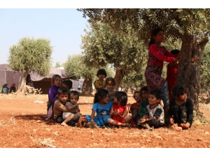 Suriye’deki Göçmenlerin Trajedisi Kamerada