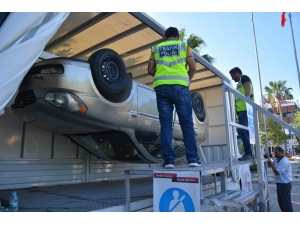Simülatör İle Emniyet Kemerinin Önemi Anlatıldı