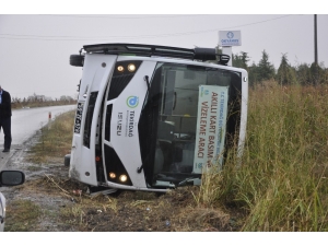 Tekirdağ’da Midibüs Devrildi