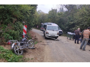 Kafa Kafaya Çarpıştılar: 2 Yaralı