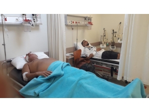 Müziği Kısmaları İçin Uyardılar, Tekme Tokat Dayak Yediler