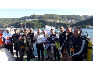 Denizden, Masa, Sandalye, Yangın Tüpü Çıktı