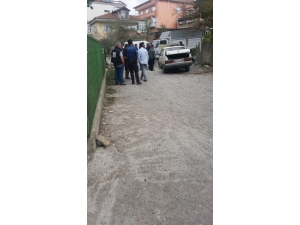 Park Halindeyken Alev Alan Araç Paniğe Neden Oldu