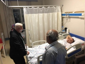 Başkan Yüksel Hastaları Ziyaret Etti