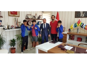 Kırşehirli Boksörlerden İl Müdürü Yıldız’a Ziyaret