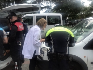 İstanbul’daki Denetimde Sigara İçerken Yakalanan Sürücüler Arasında İlginç Diyalog