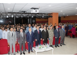 Hakkâri Üniversitesinde Akademik Yıl Açılışı