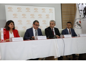 Uzmanından Antibiyotik Uyarısı