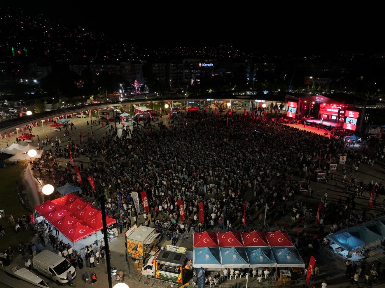 kocaeli-de-on-binler-milli-irade-meydani-ni-doldudu