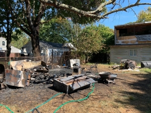 New York’ta Türk Ailenin Evi Kundaklandı