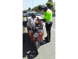 Iğdır’da Alkollü Sürücü Ölüme Davetiye Çıkardı