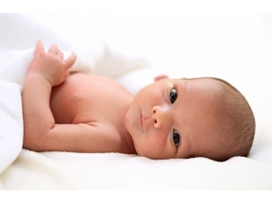 Bebeği Emzirmeden Kesme Süreci Nasıl Olmalı