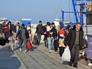 Çeşme’de 183 Düzensiz Göçmen Yakalandı