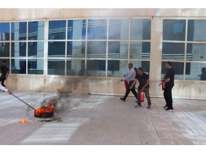 Siirt Devlet Hastanesinde Yangın Tatbikatı Gerçeği Aratmadı