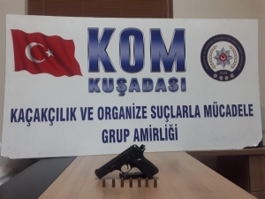 Şüpheli Şahsın Üzerinden Tabanca Çıktı