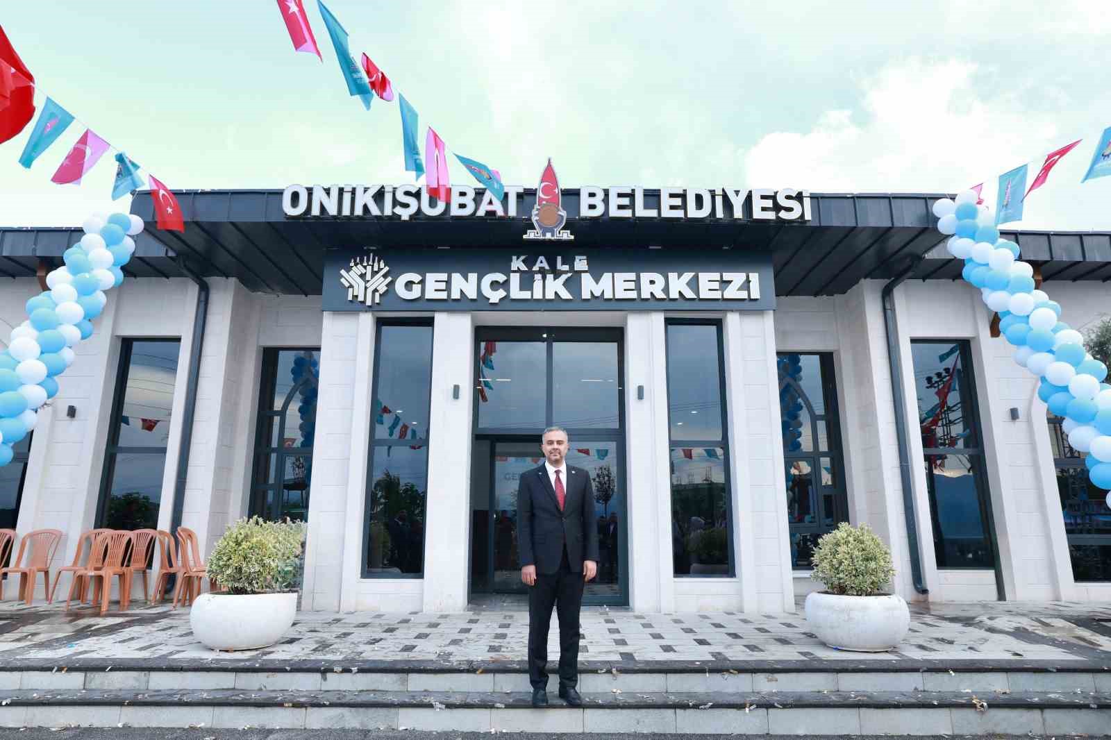 onikisubat-belediyesi-nin-kale-genclik-merkezi-hizmete-acildi