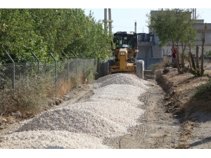Haliliye’de Yol Yapım Atağı