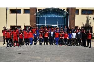 Gönüllü Kahramanlar Eğitimlerini Tamamladı