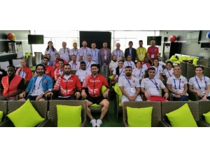 Bakan Kasapoğlu Milli Atletleri Arayarak Moral Verdi