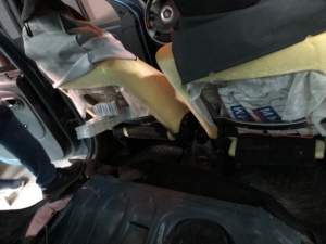 Siirt’te Aracın Farklı Bölümlerine Zulalanmış Kaçak Sigara Ele Geçirildi