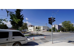 Kaza Kavşağına Sinyalizasyon Sistemi