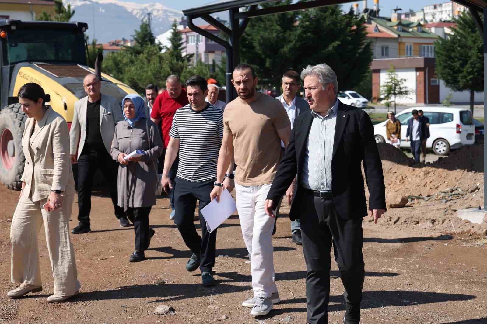 selcuklu-mahallesine-cok-fonksiyonlu-yeni-sosyal-tesis