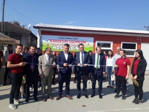 Lise Öğrencilerinden Kardeşim Üşümesin Etkinliği