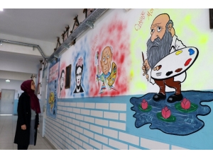 "Bilim Ve Sanat" Köy Okulunun Koridorlarında
