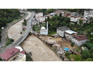 Artvin’in Borçka İlçesindeki Sel Bölgesi Havadan Görüntülendi