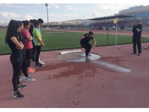 Sivas’ta Atletizm Eğitimleri Başladı