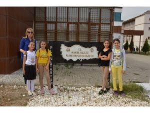 Planetaryum Binlerce Öğrenciyi Ağırladı