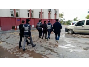 Hırsızların Balkon Üzerinden İşyerine Girmeleri Güvenlik Kameralarına Yansıdı