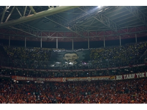 Fenerbahçe Tribünleri Koray Şener’i Unutmadı