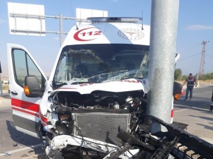 Malatya’da Ambulansla Otomobil Çarpıştı: 1 Yaralı